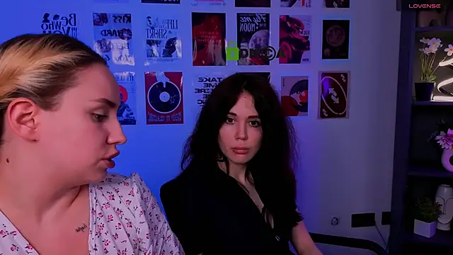 Webkamerová show riley_sanders