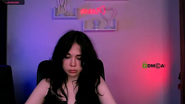 Show modela riley_sanders na web-kameri