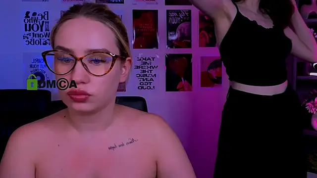 riley_sanders' Webcam Show