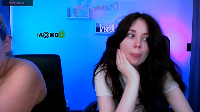 Вебкам-шоу riley_sanders
