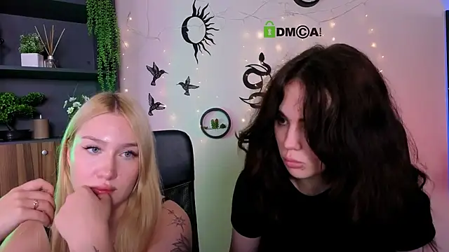 riley_sanders Show Webcam