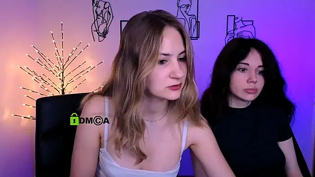 riley_sanders: διαδικτυακό σόου στην κάμερα