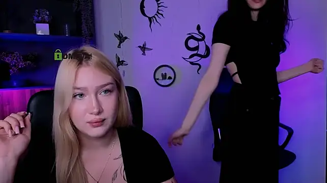 Webkamerová show riley_sanders