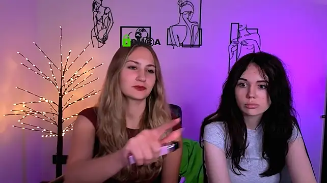 riley_sanders Adlı Modelin Web Kamerası Şovu