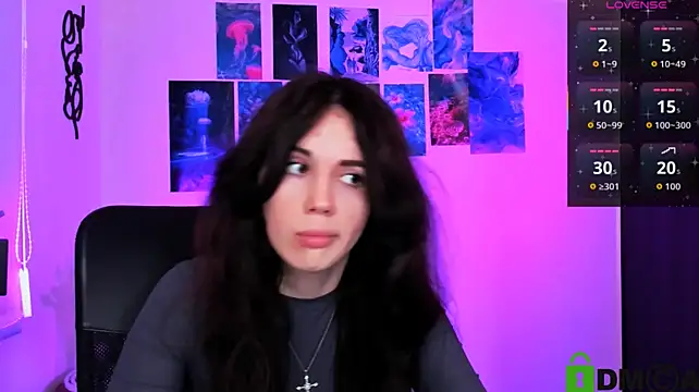 XXX chat uživo modela riley_sanders