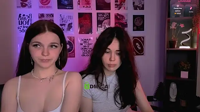 riley_sanders: онлайн-секс-чат