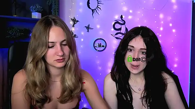 Show modela riley_sanders na web-kameri