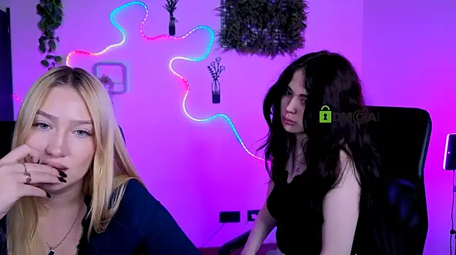 Вебкам-шоу riley_sanders