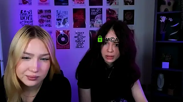 Webkamerová show riley_sanders