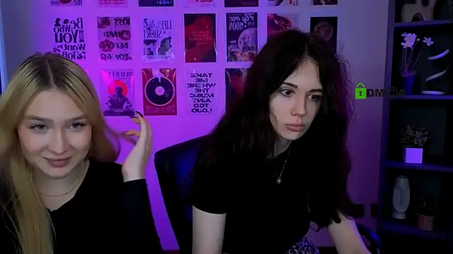 Webkamerová show riley_sanders