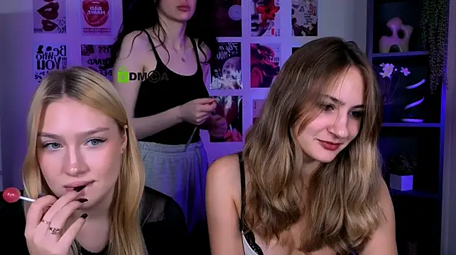 Show modela riley_sanders na web-kameri
