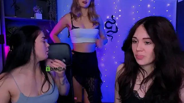 riley_sanders Show Webcam