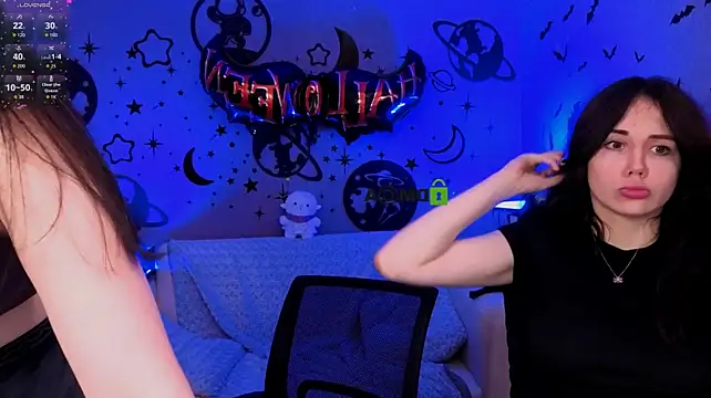 הופעת וו בקאם של riley_sanders