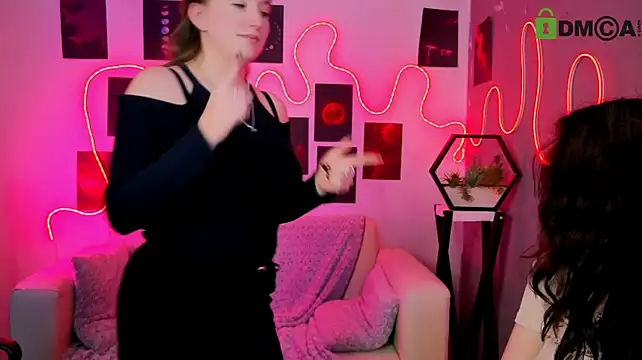 riley_sanders' Live XXX Chat