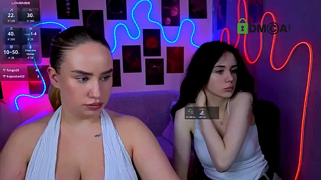 Show modela riley_sanders na web-kameri