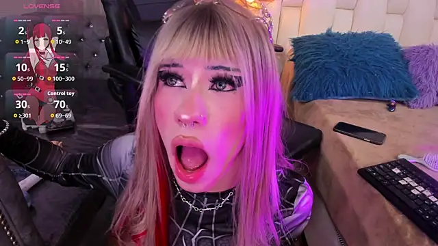 Foxxy_Doll Webcam show