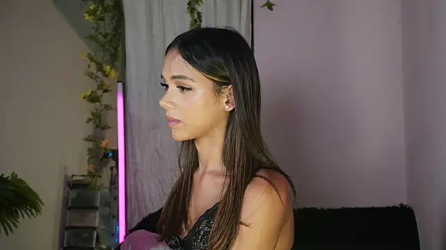 ashley_winhouse Show Webcam