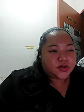 Show modela LianaCruzado na web-kameri
