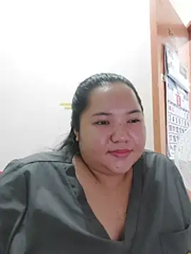ห้องแชทสดของ LianaCruzado