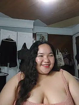 LianaCruzado Show Webcam