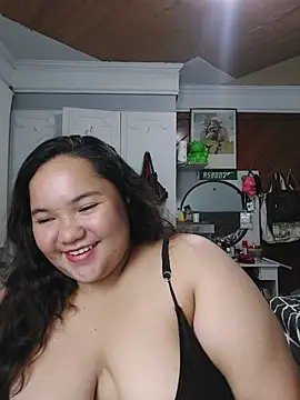 LianaCruzado Pertunjukan Webcam