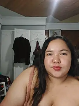 LianaCruzado's Webcam Show