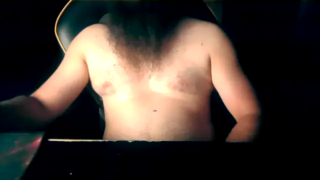 LondonMan1988 Show in webcam