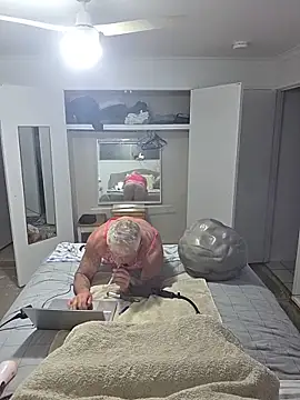 Handsolo_porn Show Webcam
