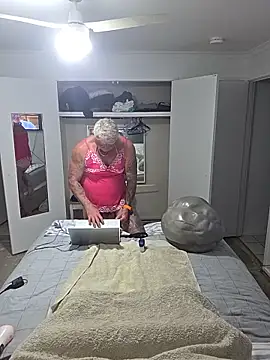 Handsolo_porn 网络视讯表演