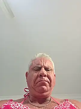 Handsolo_porn Show in webcam