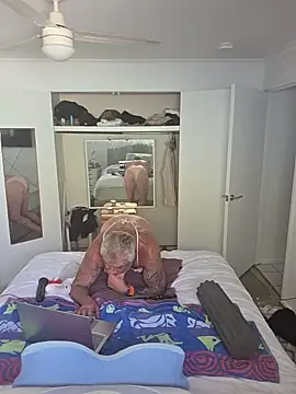 Show de Handsolo_porn na webcam