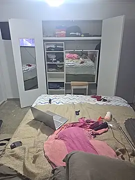 Handsolo_porn ওয়েবক্যাম শো