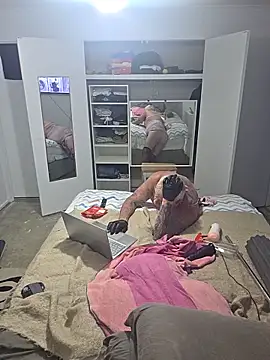 Pertunjukan Kamera Web Handsolo_porn
