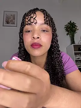 Yasmin777_'s Live XXX Chat