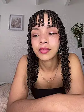 Yasmin777_ Live XXX-Chat