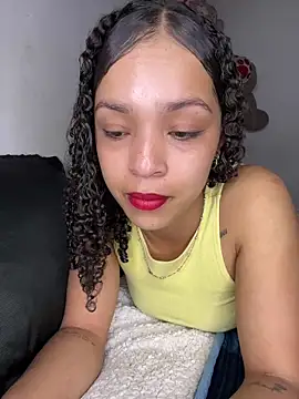 Yasmin777_'s Live XXX Chat