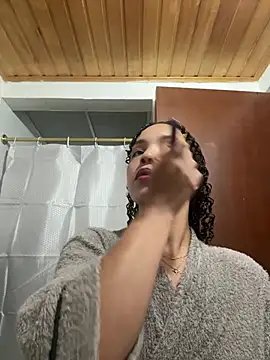 Yasmin777_'s Live XXX Chat