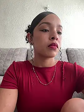 Yasmin777_'s Live XXX Chat