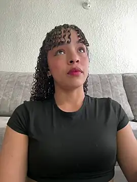 Yasmin777_'s Live XXX Chat