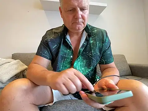 The_Oldbulln Webbikameraesitys