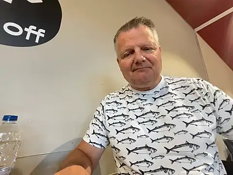 The_Oldbull Show in webcam