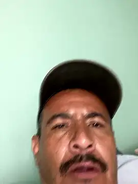 Chillo956 Show in webcam