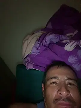 Chillo956 Show in webcam