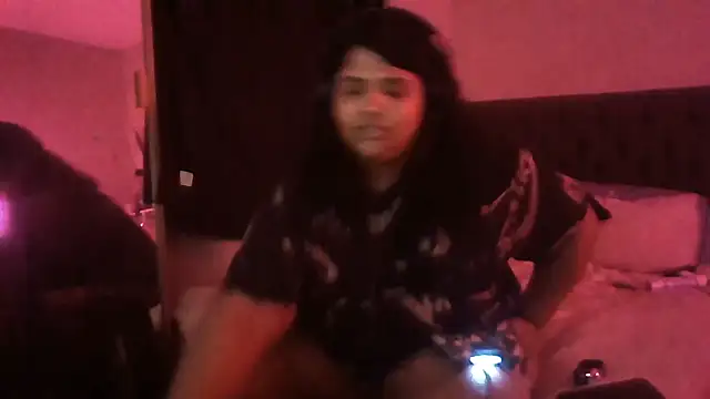 1n0nlythroat's Webcam Show