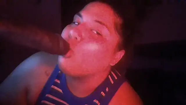 Chat +18 de 1n0nlythroat ao vivo