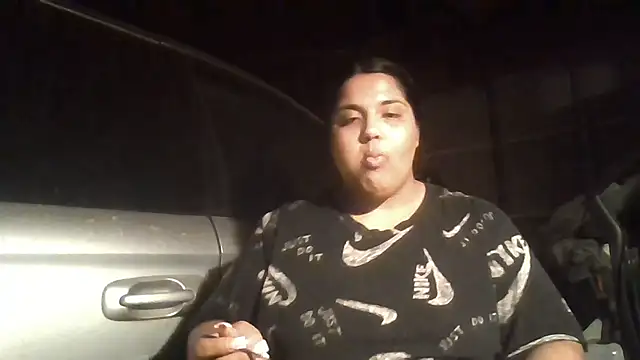 Chat XXX en directo de 1n0nlythroat