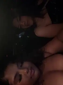 1n0nlythroat Show in webcam