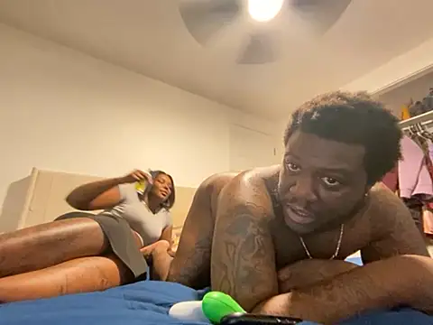 Tattedupdek's Webcam Show