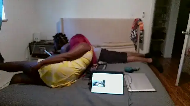 Tattedupdek's Webcam Show