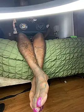 Tattedupdek Show in webcam